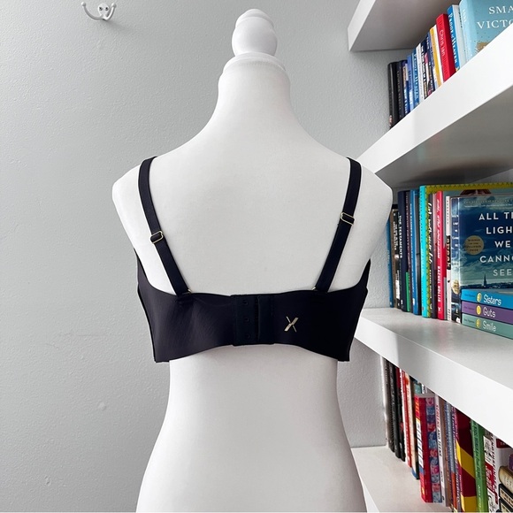 KNIX Bra Size 8 Wireless Black Unpadded T-Shirt Bra - Picture 3 of 6